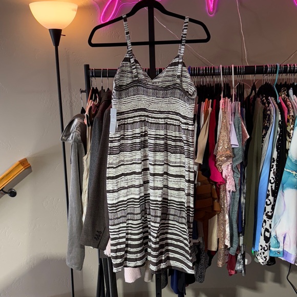 Athleta Brown and White Printed Bahia Midi Dress - Picture 6 of 8